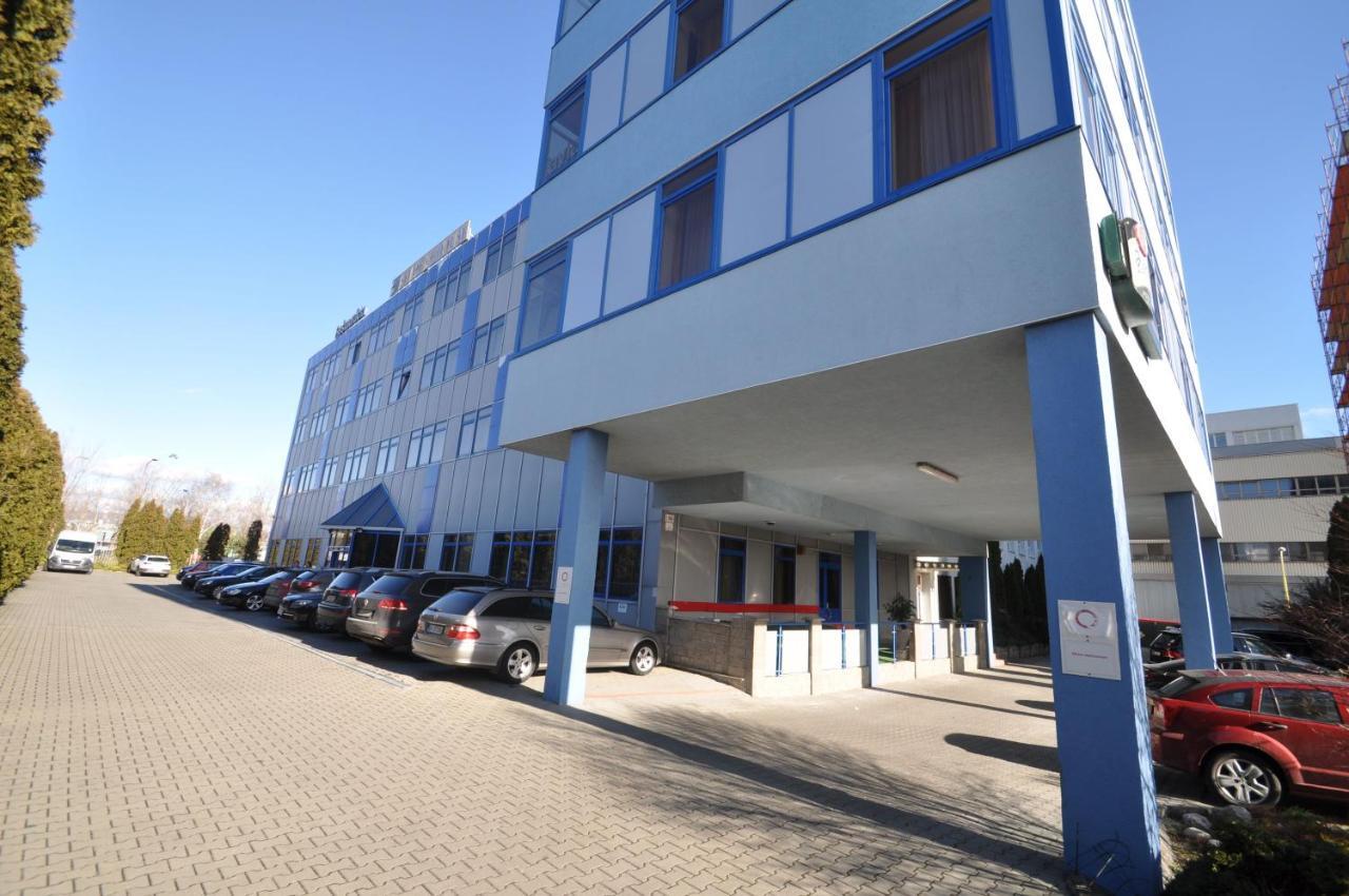 Aparthotel Student House Pressburg