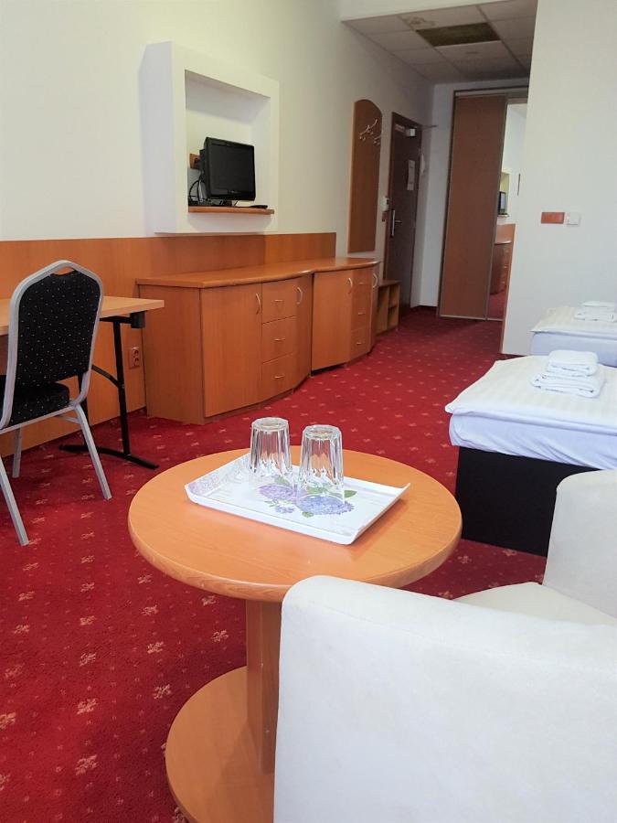 Student House Aparthotel *